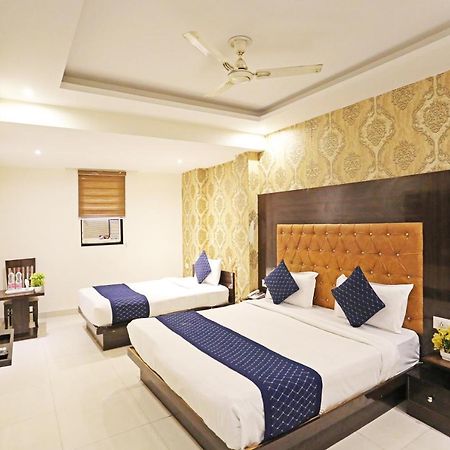 Hotel Iconic Near Delhi Igi International Airport New Delhi Luaran gambar