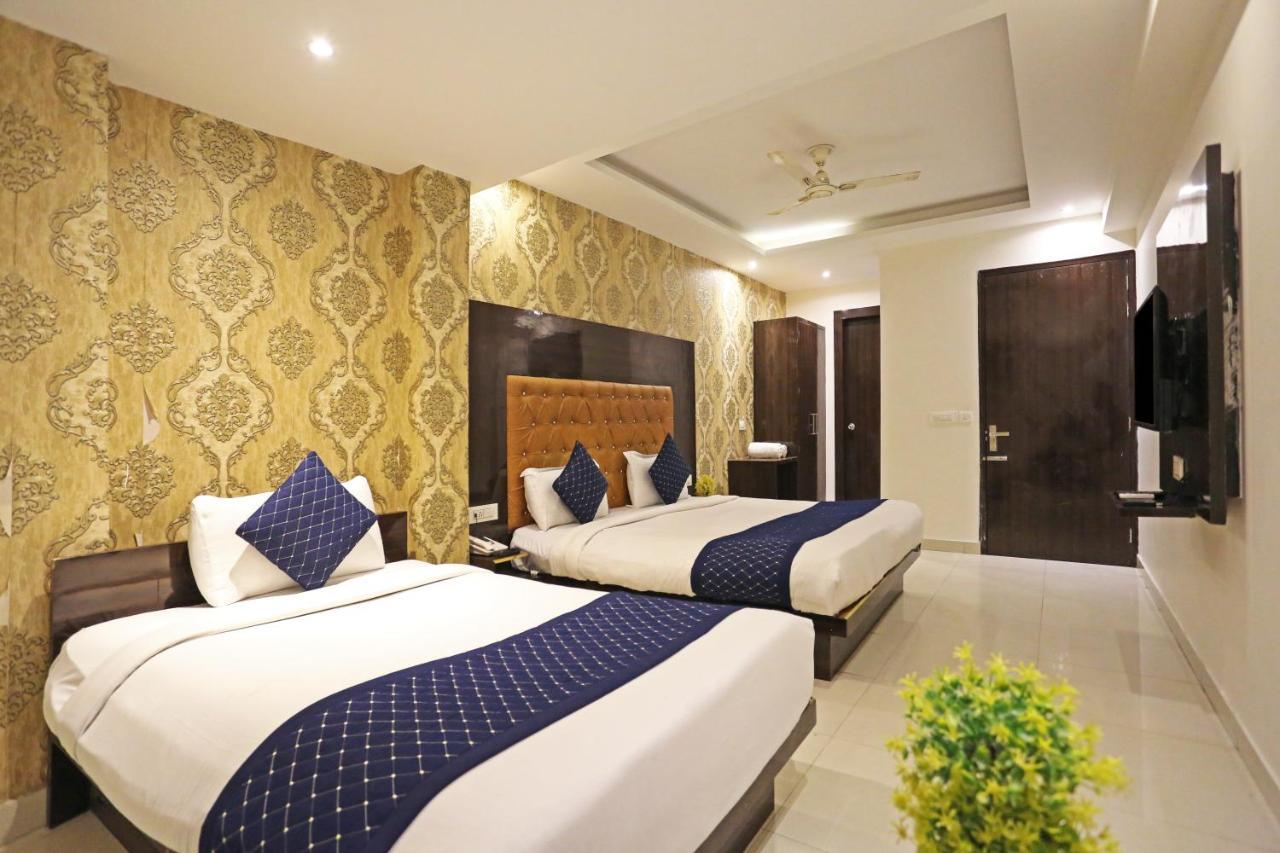 Hotel Iconic Near Delhi Igi International Airport New Delhi Luaran gambar